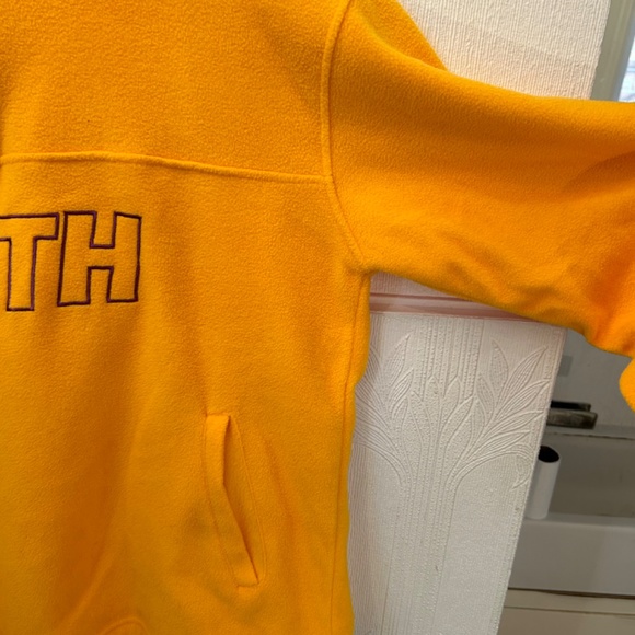 ✨ 2 for $20 ✨ ERTH Fleece Sweater 1/3 zip Size L - Picture 4 of 6